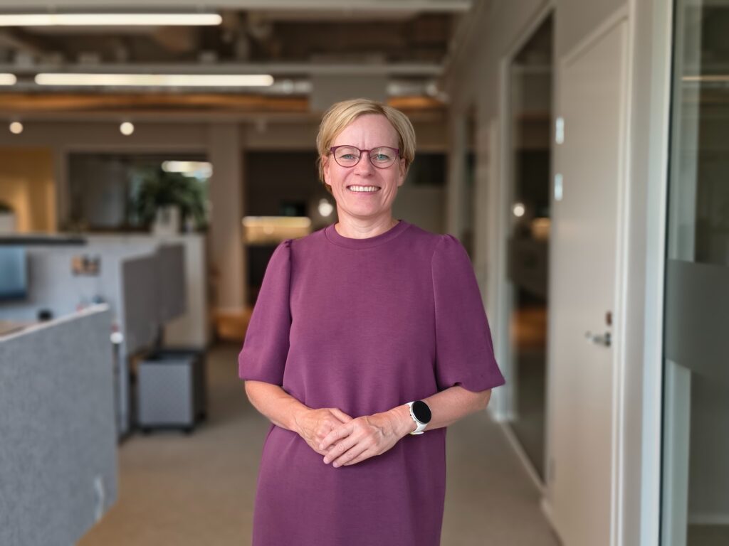 Matka messitytöstä palvelupäälliköksi – Katja Tornikosken uratarina siivousalalta